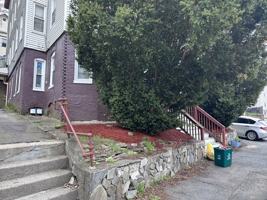 featured image of 16 Groton Pl #3