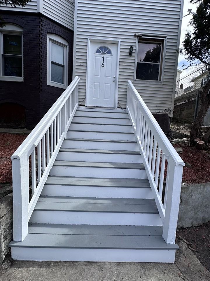 16 Groton Pl #3 - Photo 2 of 6
