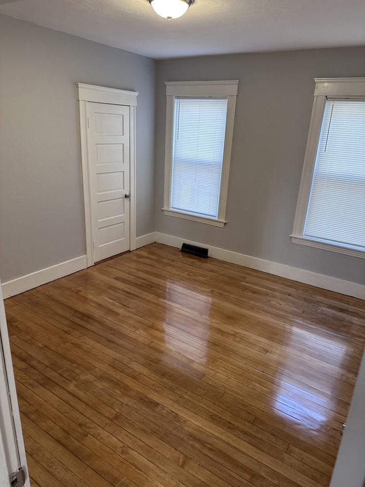 16 Groton Pl #3 - Photo 6 of 6