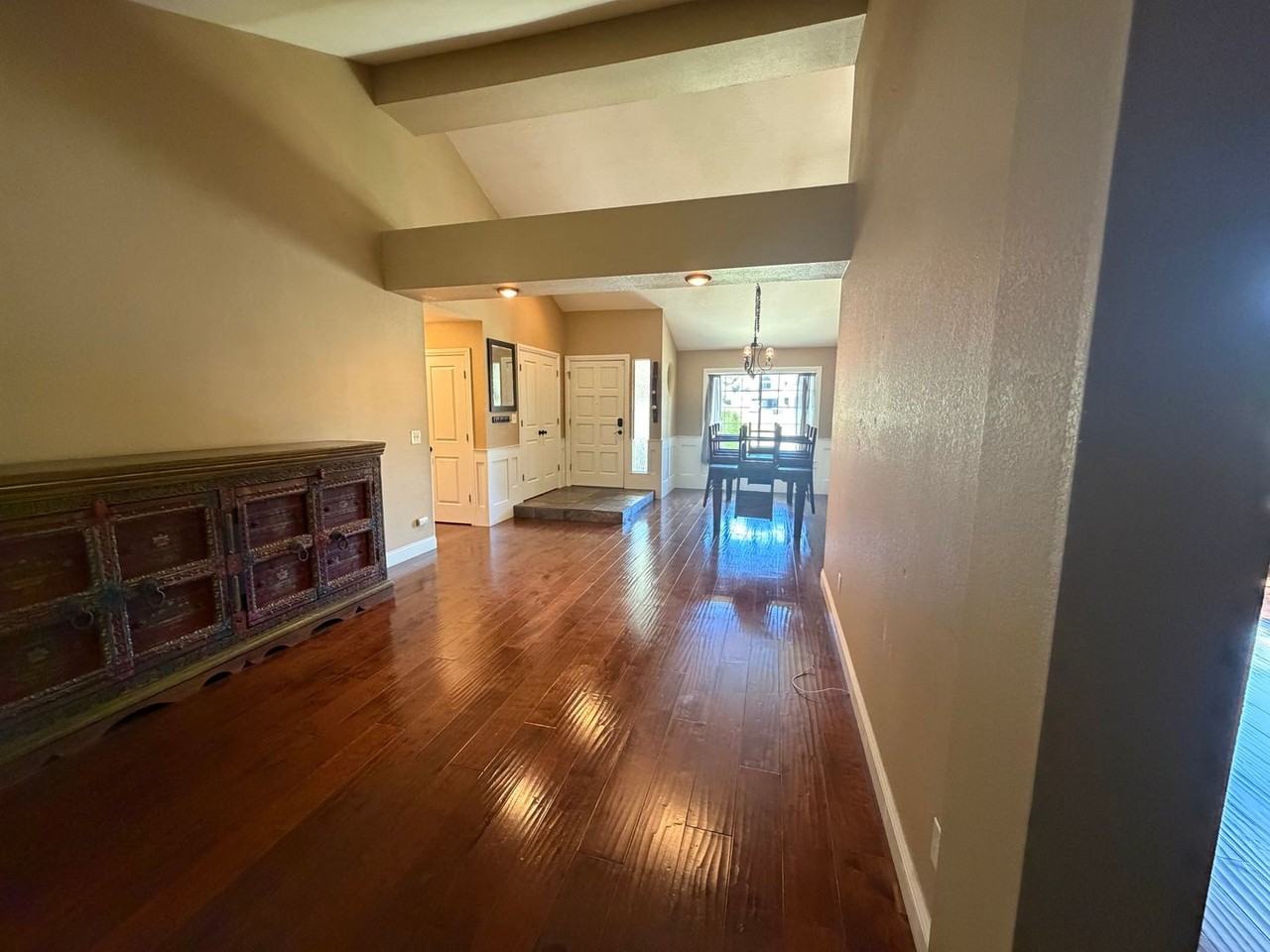 2461 Bay Hill Cir - Photo 7 of 26