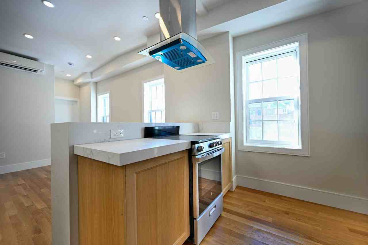 18D Winchester St - Photo 3 of 21