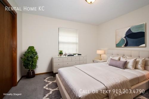 4813 Woodward St - Photo 5 of 27