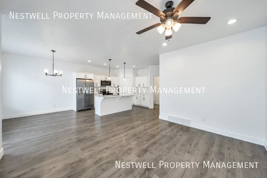 1628 N 3790 W - Photo 7 of 20