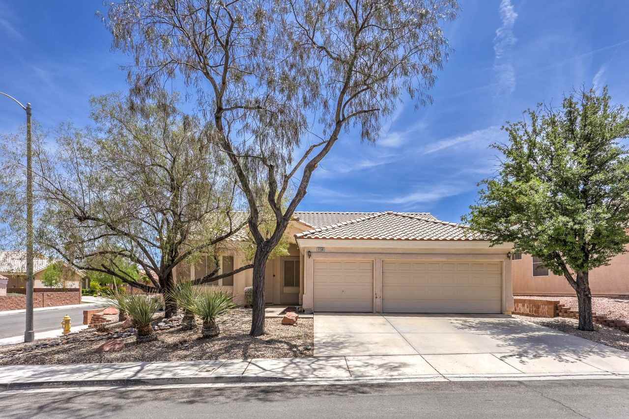 1158 Mirage Lake St - Photo 2 of 16