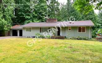 18530 92nd Ave NE-- Upper - Photo 1 of 1