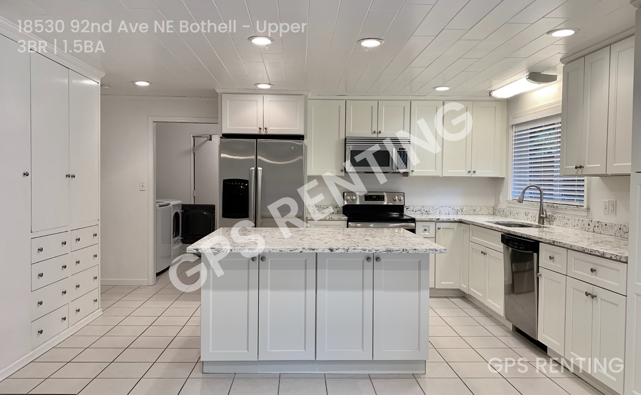 92ND & - Photo 5 of 15
