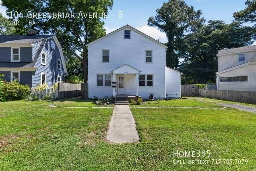 104 Greenbriar Ave #B - Photo 2 of 16