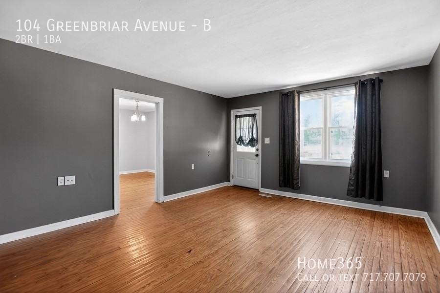 104 Greenbriar Ave #B - Photo 3 of 16
