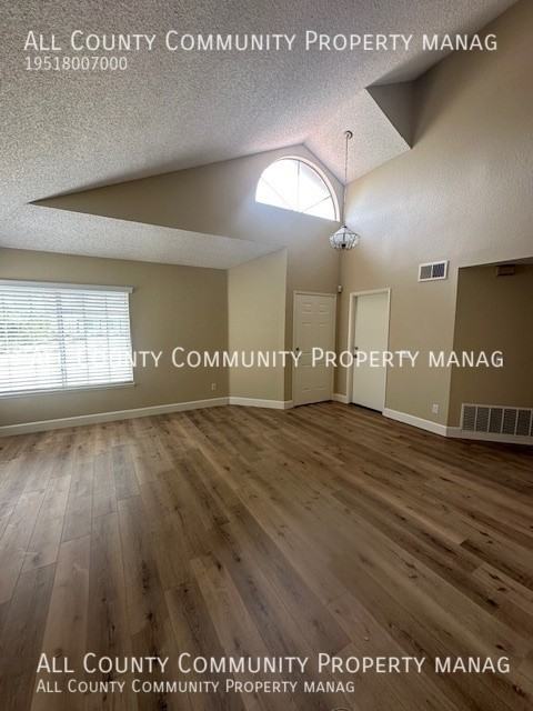 6563 Whitman Ct - Photo 2 of 43