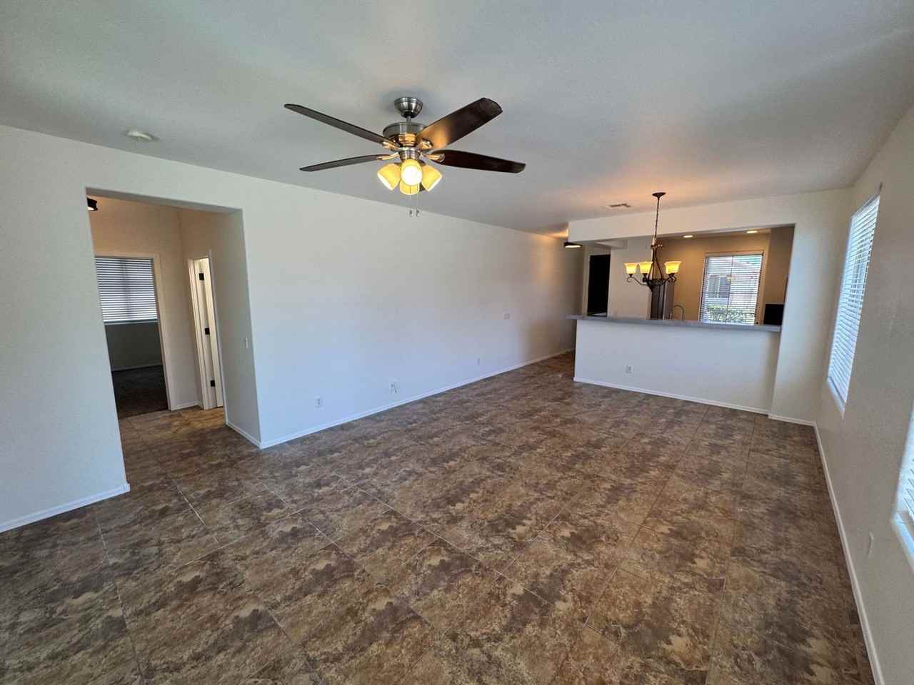 4133 E Cherry Hills Dr - Photo 5 of 25