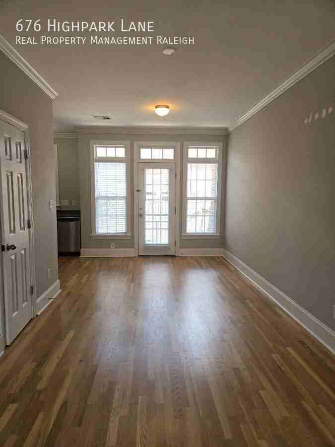 676 Highpark Ln - Photo 3 of 14