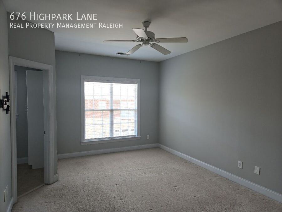 676 Highpark Ln - Photo 7 of 14