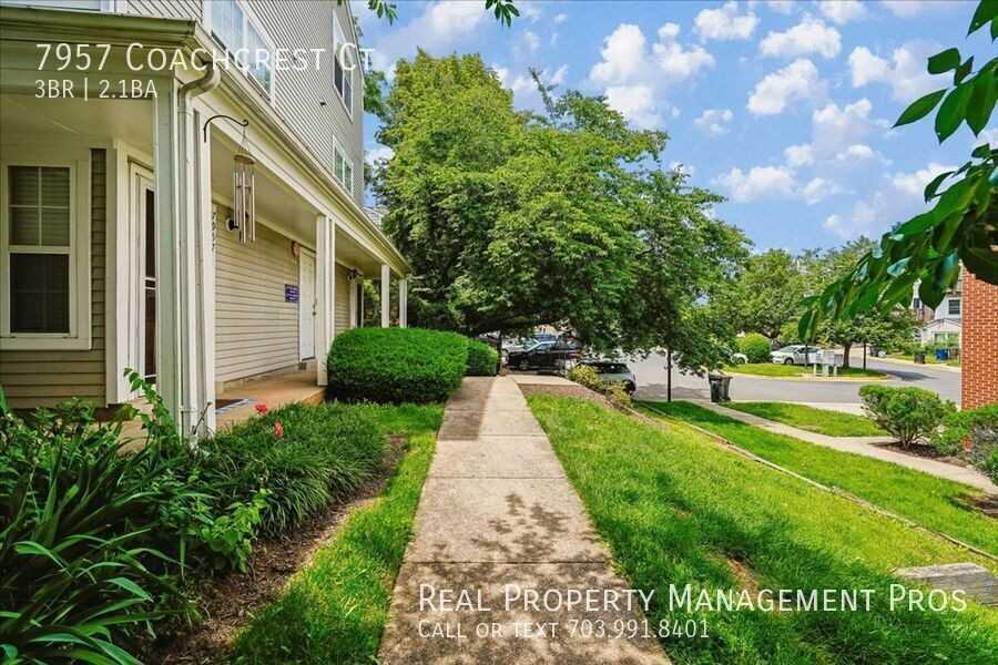 7957 Coachcrest Ct - Photo 3 of 23
