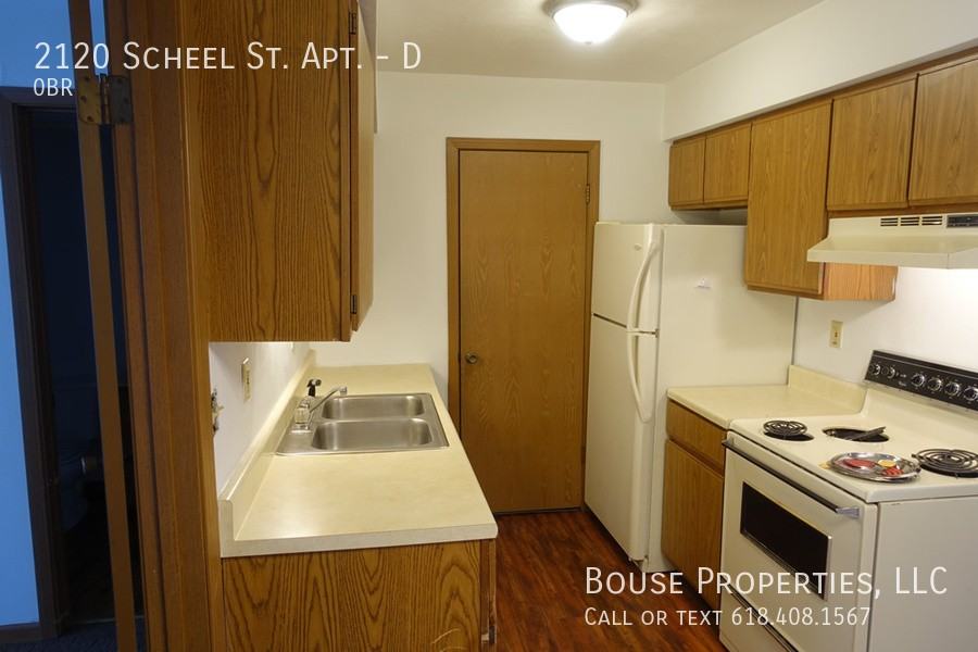 2120 Scheel St #D - Photo 3 of 5