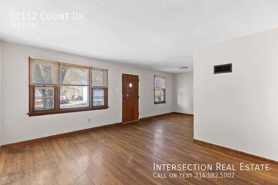 10112 Count Dr - Photo 3 of 21