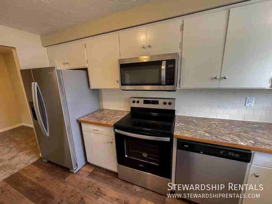 1859 W 12th Ave - Photo 5 of 16