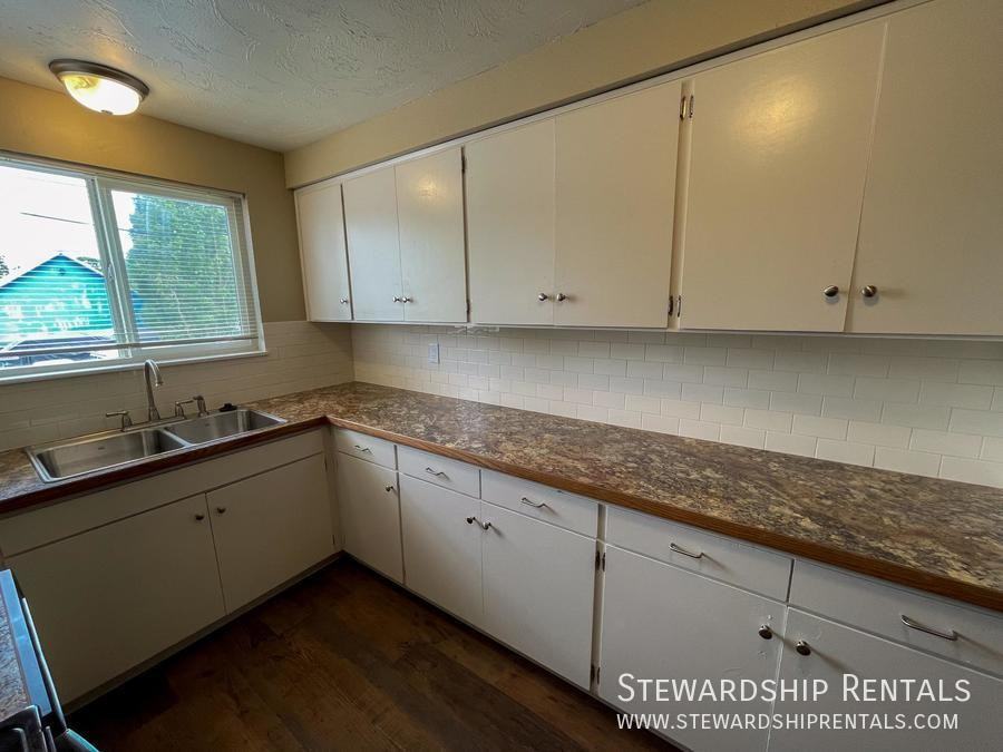 1859 W 12th Ave - Photo 6 of 16