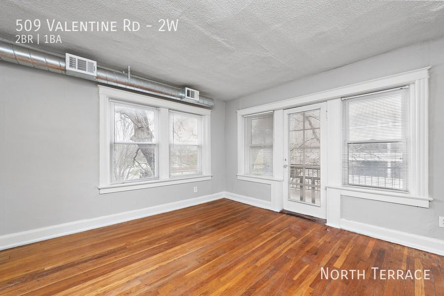509 Valentine Rd #2W - Photo 6 of 18