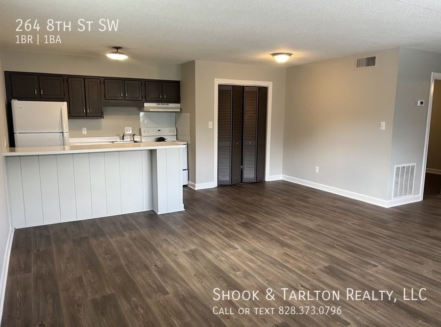 264 8th St Sw - Photo 5 of 9