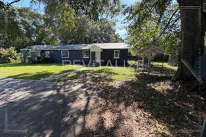 featured image of 831 James St