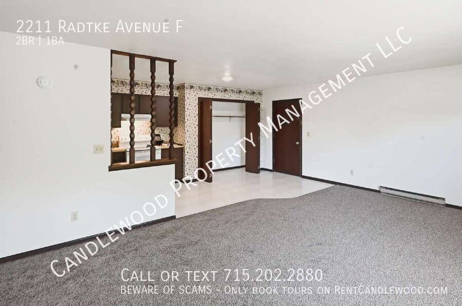 2211 Radtke Ave - Photo 4 of 10