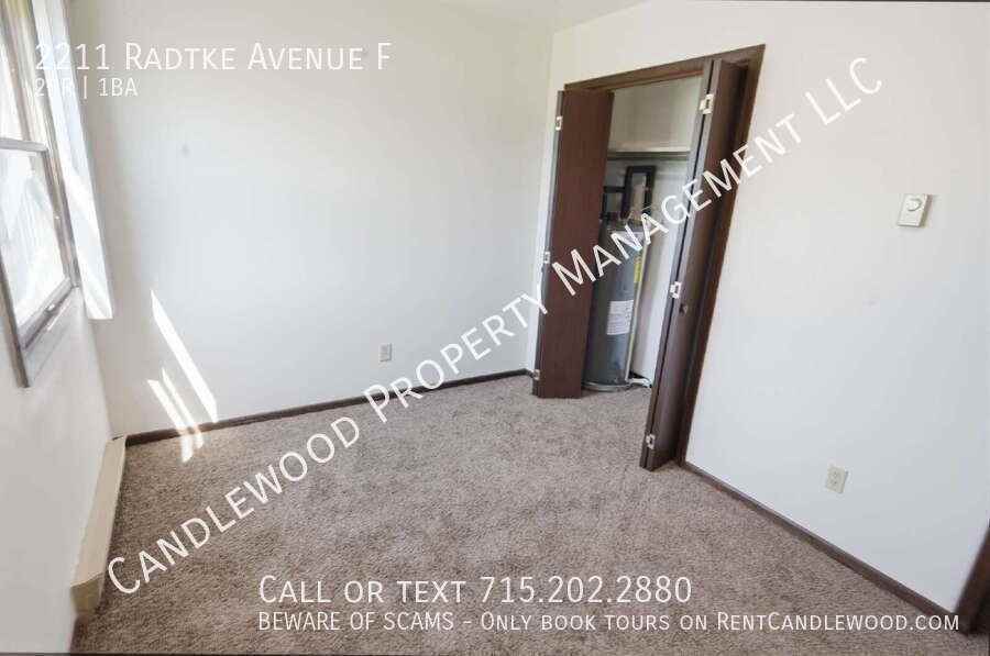 2211 Radtke Ave - Photo 6 of 10
