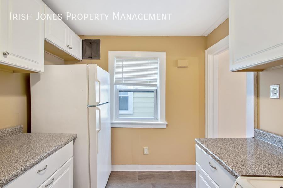 20 Avery Ave - Photo 4 of 14