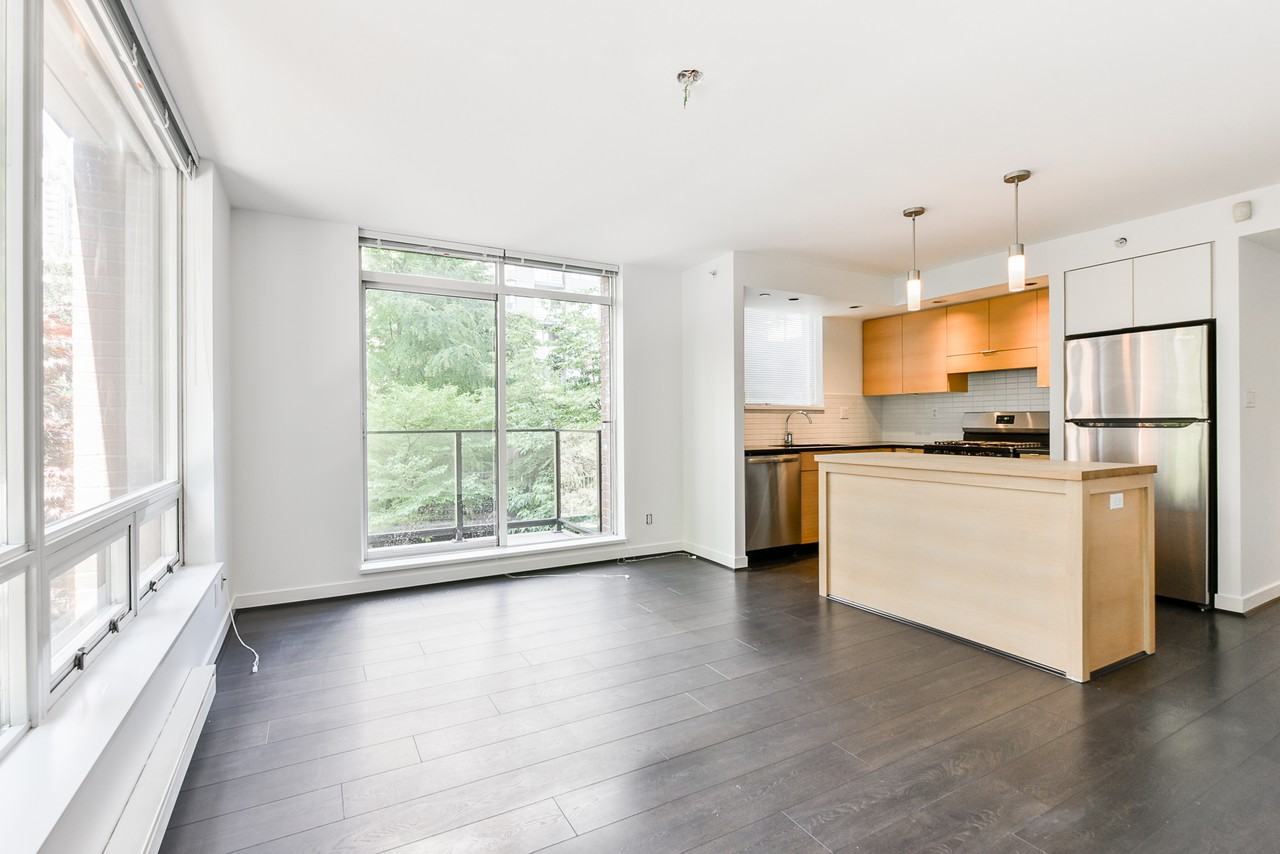 305, 1055 Homer Street - 1 #V - Photo 4 of 17