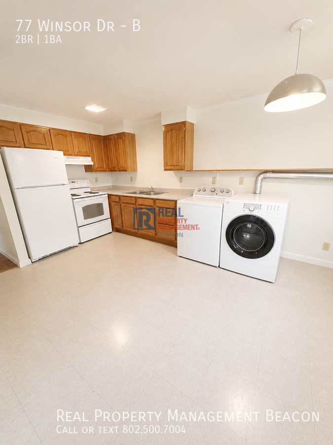 77 Winsor Dr #B - Photo 4 of 8
