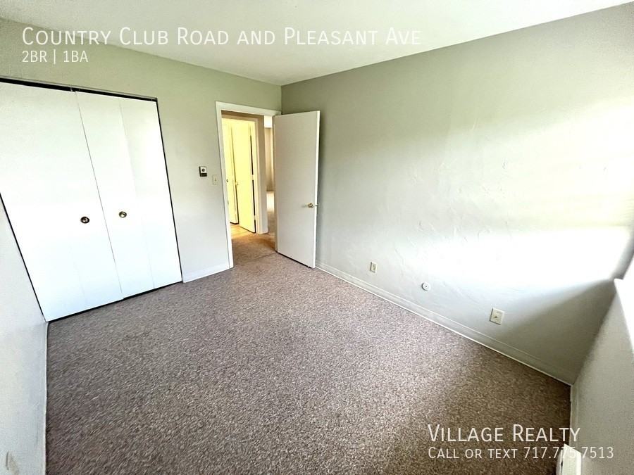 Country Club & Pleasant Ave #B - Photo 5 of 44