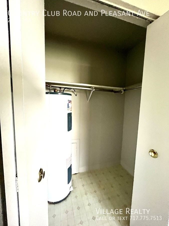Country Club & Pleasant Ave #B - Photo 6 of 44