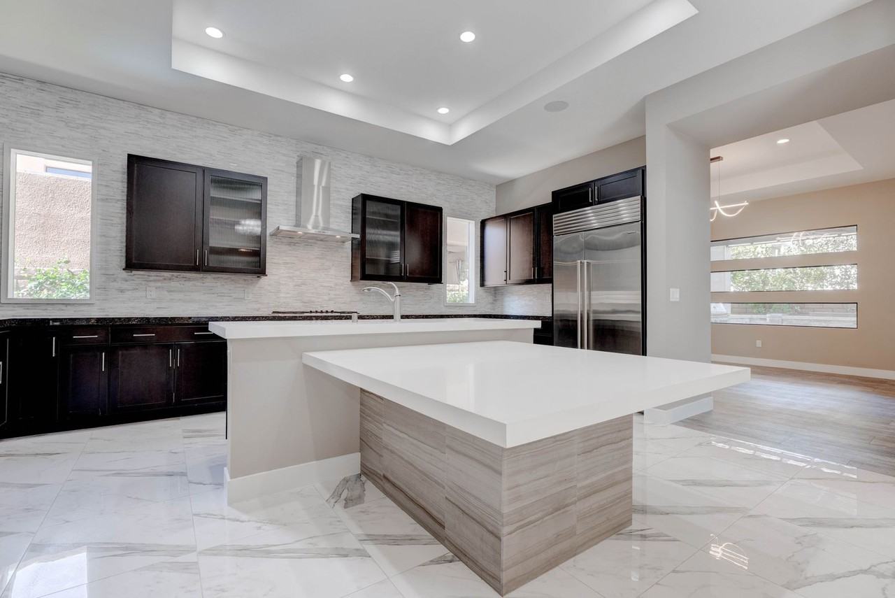 86 Pristine Glen St - Photo 5 of 50