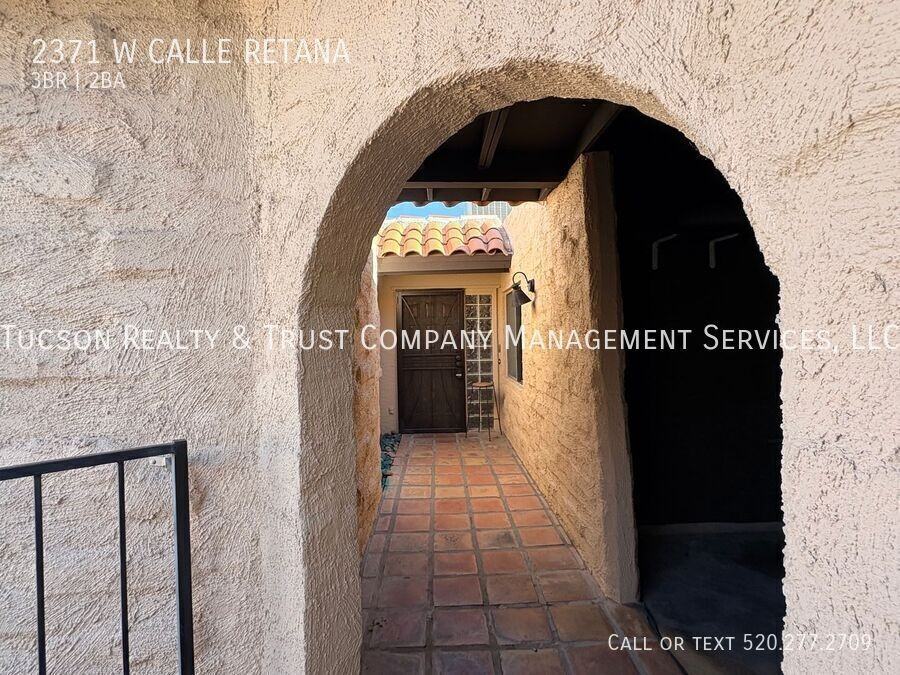 2371 W Calle Retana - Photo 5 of 31