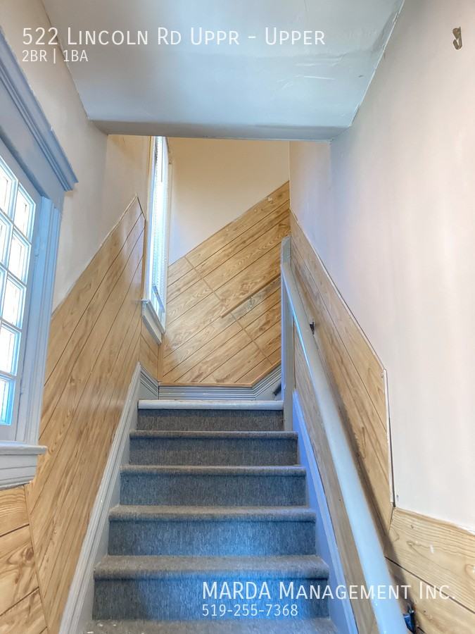 522 Lincoln Rd Uppr - Photo 2 of 18