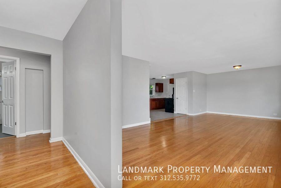 16246 Dobson Ave - Photo 6 of 15
