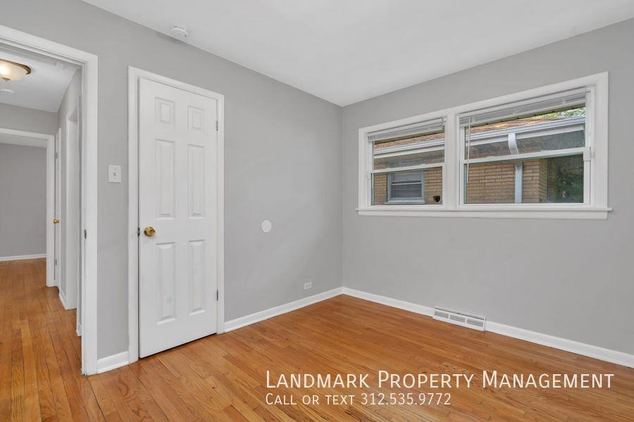 16246 Dobson Ave - Photo 7 of 15