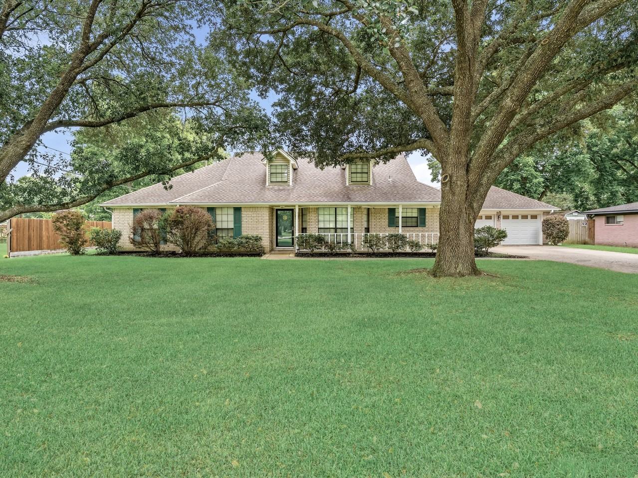 6970 Ellen Ln #1