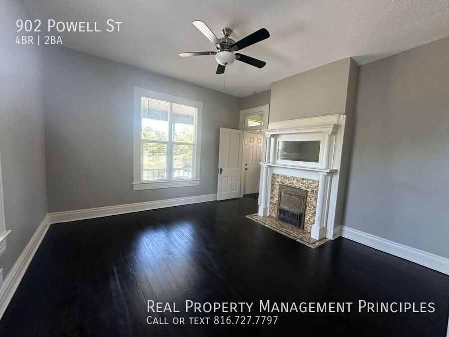 902 Powell St - Photo 3 of 33