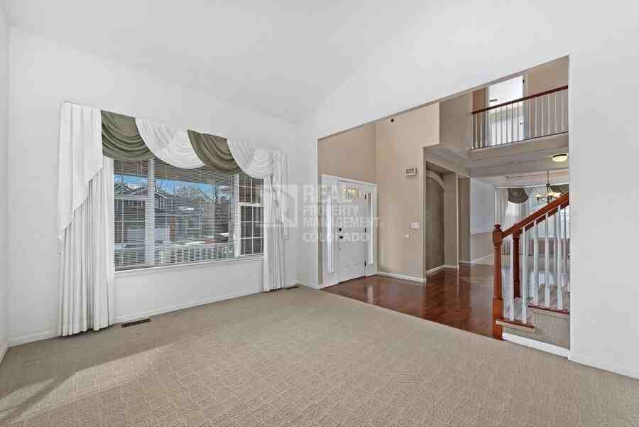 1603 S Pagosa Ct - Photo 4 of 36