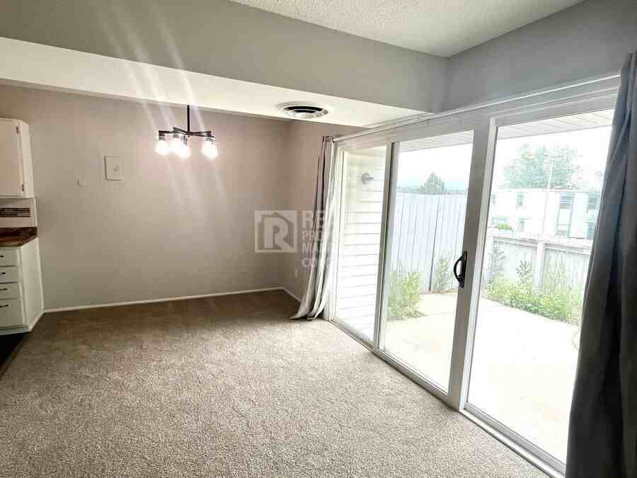 3005 E Fountain Blvd - Photo 3 of 19