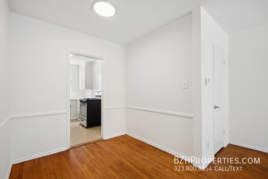 1138 S Sherbourne Dr #3 - Photo 4 of 18