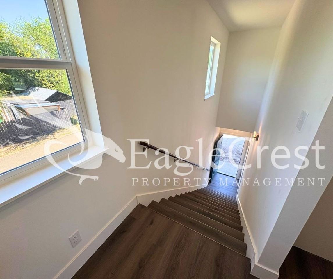 420ANKENY - Photo 5 of 50