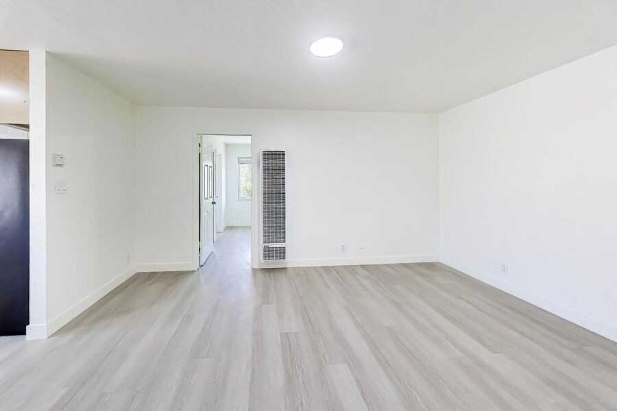 939 Channing Way #D - Photo 3 of 21