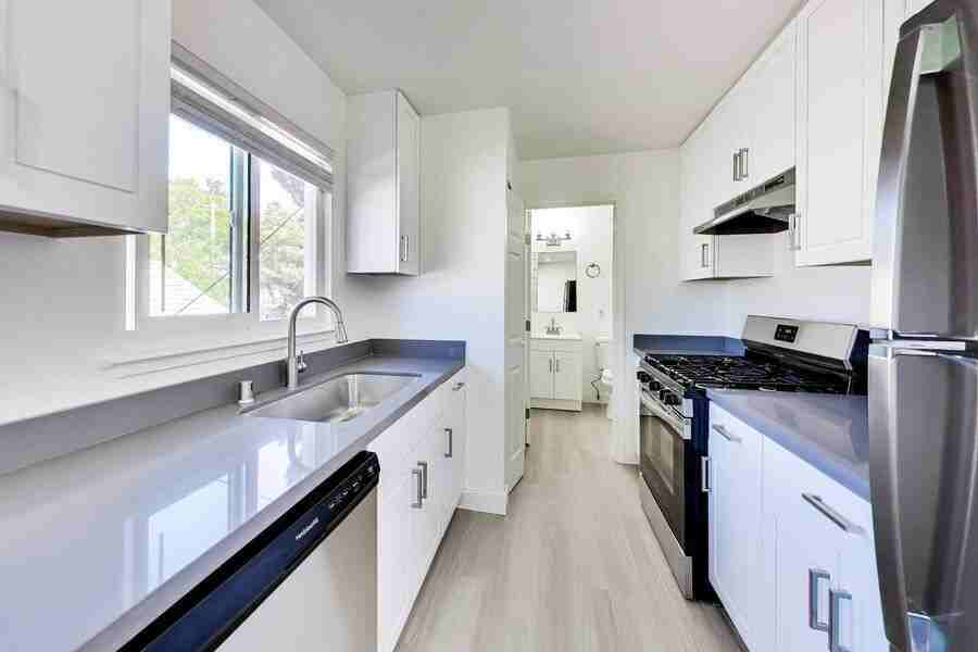 939 Channing Way #D - Photo 4 of 21