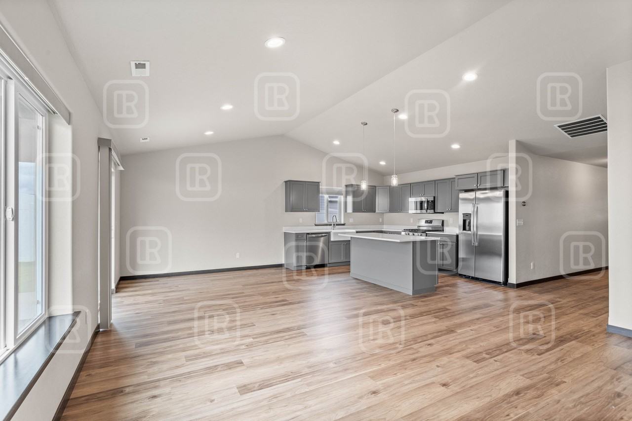 3841 N Abel Ln #1 - Photo 3 of 17