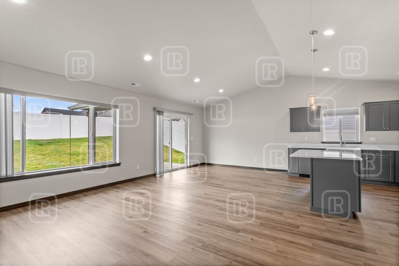 3841 N Abel Ln #1 - Photo 4 of 17