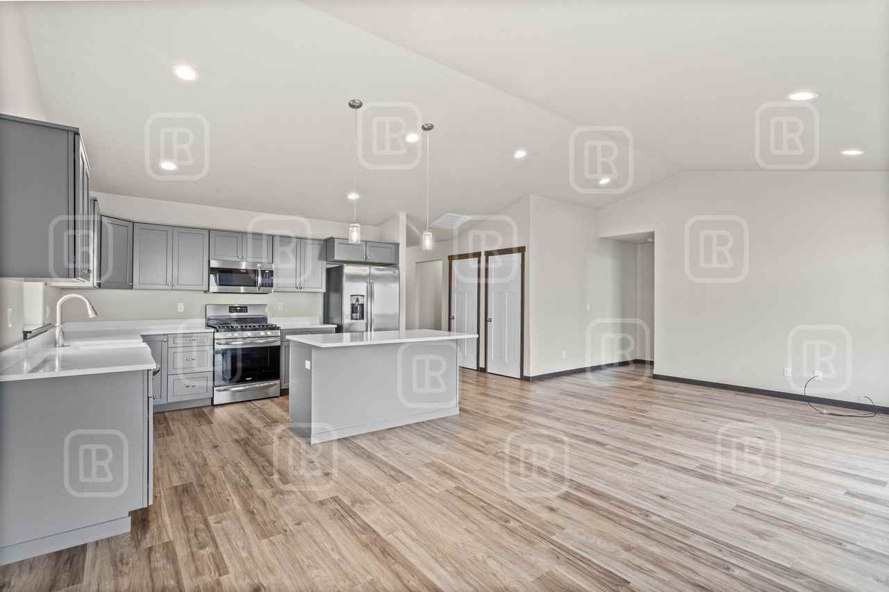 3841 N Abel Ln #1 - Photo 5 of 17