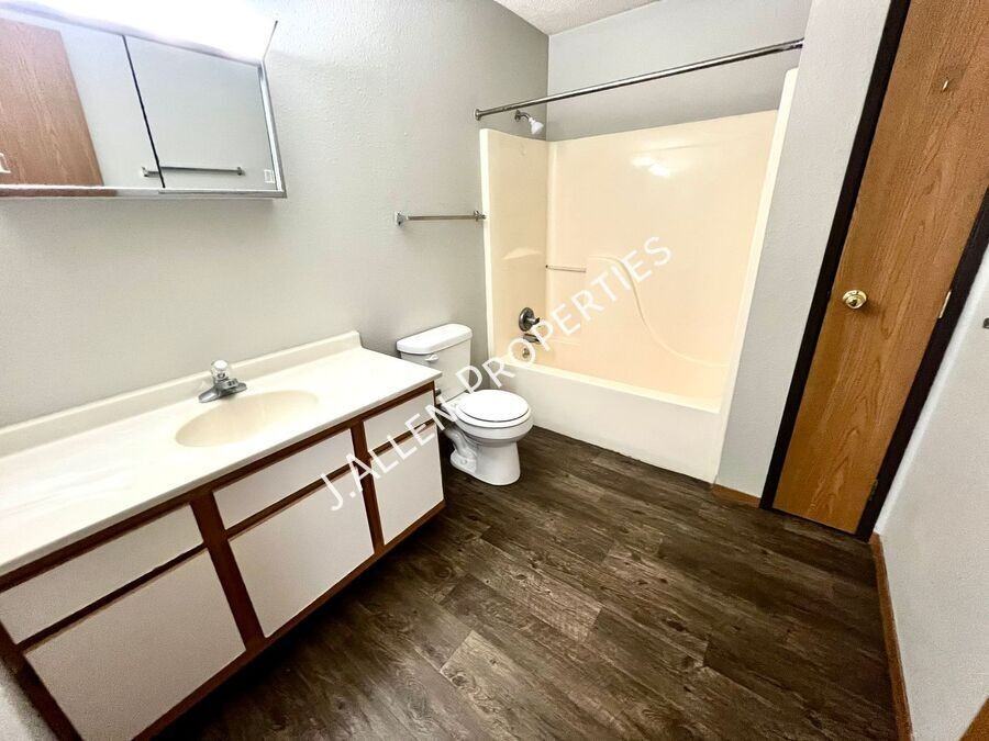 904 Riverfront Rd #24 - Photo 3 of 6