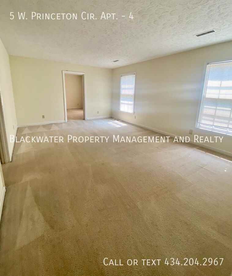 5 W Princeton Cir #4 - Photo 2 of 9
