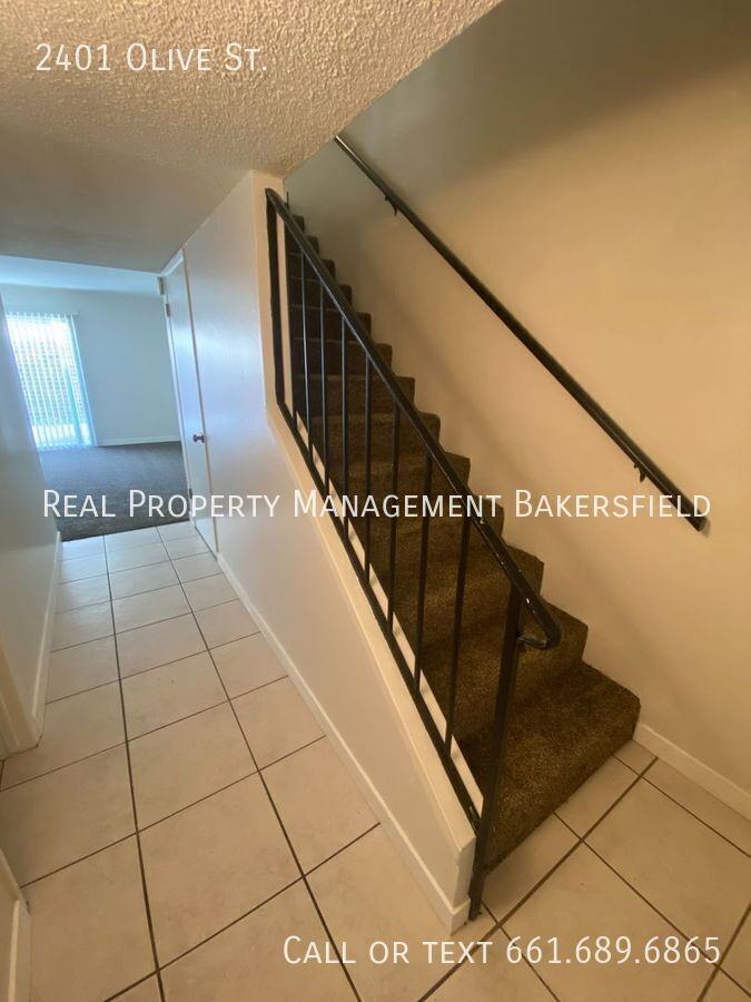 2401 Olive St - Photo 5 of 22